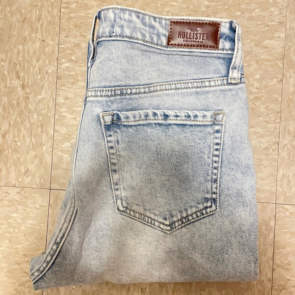 Hollister jeans